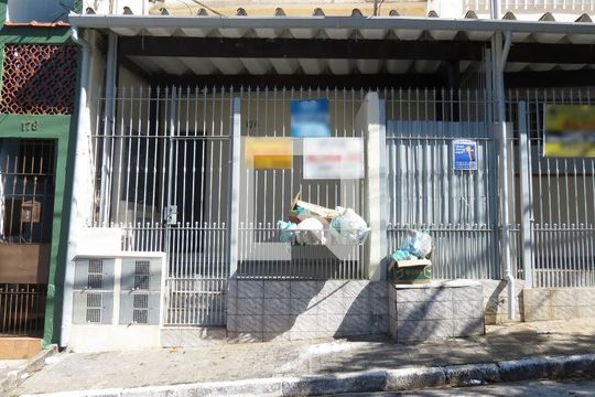 Fachada de casa para alugar com 1 quarto, 38m² em Parque Itaberaba, São Paulo