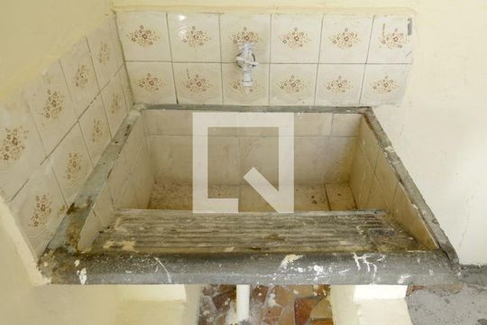 Lavanderia - Tanque de casa para alugar com 1 quarto, 38m² em Parque Itaberaba, São Paulo