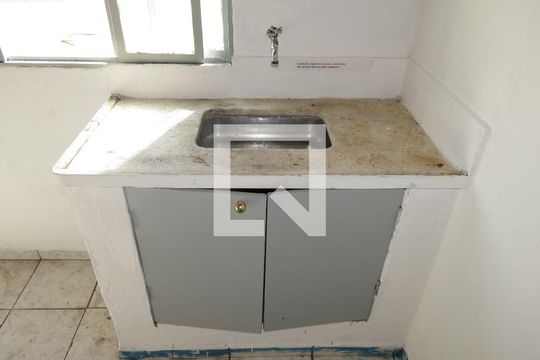 Cozinha de casa para alugar com 1 quarto, 32m² em Parque Itaberaba, São Paulo