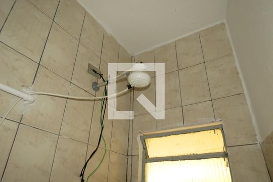 Banheiro de casa para alugar com 2 quartos, 55m² em Parque Itaberaba, São Paulo