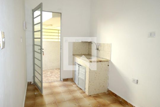 Cozinha de casa para alugar com 2 quartos, 55m² em Parque Itaberaba, São Paulo