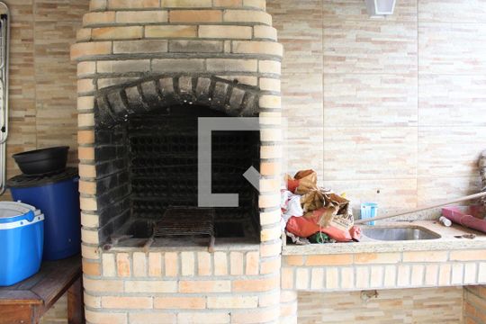 Churrasqueira de casa para alugar com 2 quartos, 120m² em Jardim do Engenho, Cotia