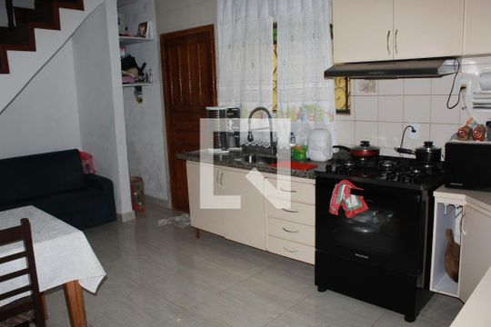Cozinha de casa para alugar com 2 quartos, 120m² em Jardim do Engenho, Cotia