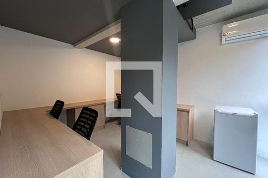 Área comum de kitnet/studio para alugar com 1 quarto, 33m² em Bela Vista, São Paulo