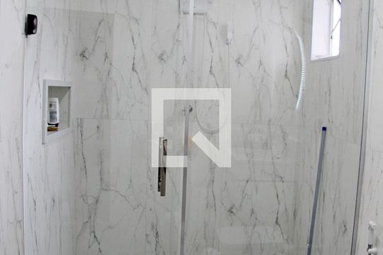 Banheiro da Suíte de casa à venda com 2 quartos, 210m² em Jardim Presidente Dutra, Guarulhos