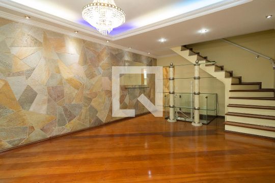 Sala de casa à venda com 3 quartos, 250m² em Vila Sao Joao, São Bernardo do Campo