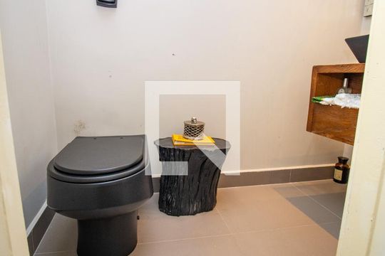 Lavabo de apartamento à venda com 4 quartos, 166m² em Itaim Bibi, São Paulo