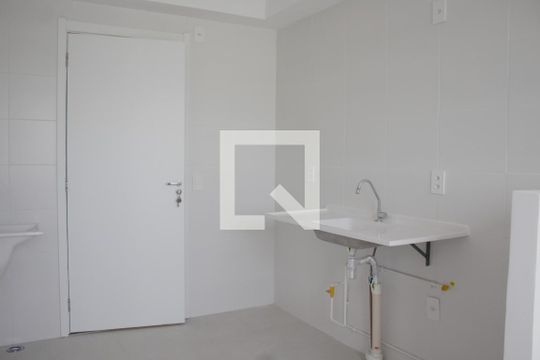 Cozinha de apartamento para alugar com 1 quarto, 25m² em Brás, São Paulo