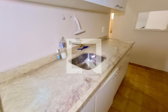Copa / Cozinha de apartamento à venda com 3 quartos, 102m² em Copacabana, Rio de Janeiro