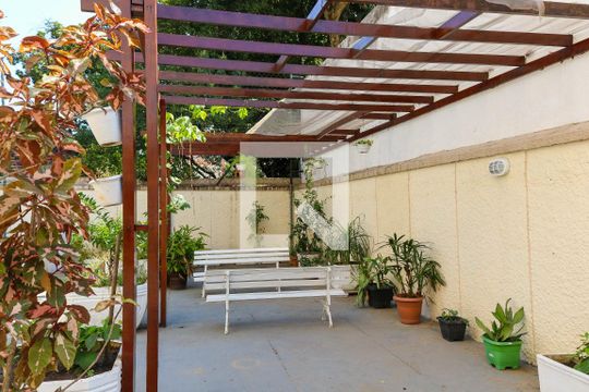 Área comum de apartamento para alugar com 3 quartos, 67m² em Todos Os Santos, Rio de Janeiro