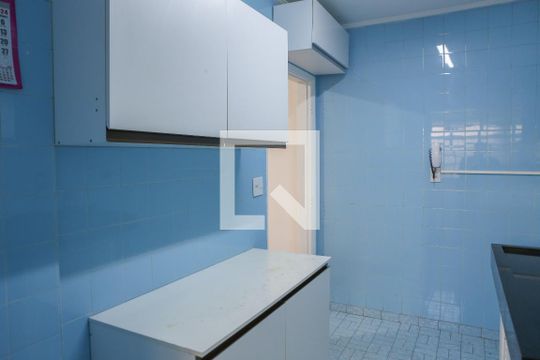 Cozinha e Área de Serviço de apartamento à venda com 2 quartos, 50m² em Perdizes, São Paulo