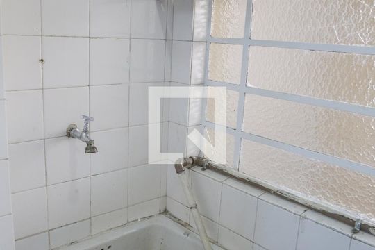 Cozinha e Área de Serviço de apartamento à venda com 2 quartos, 50m² em Perdizes, São Paulo
