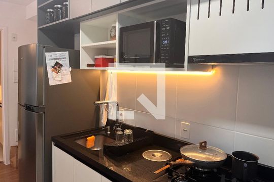 Cozinha de apartamento à venda com 2 quartos, 36m² em Barra Funda, São Paulo
