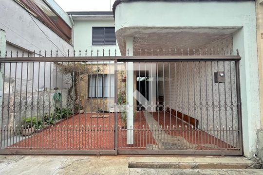Fachada de casa à venda com 2 quartos, 112m² em Vila Brasilina, São Paulo