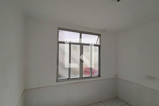 quarto de casa para alugar com 1 quarto, 50m² em Curicica, Rio de Janeiro