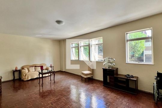 Sala de apartamento à venda com 4 quartos, 160m² em Santa Efigênia, Belo Horizonte