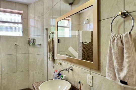 Banheiro 1 de apartamento à venda com 4 quartos, 160m² em Santa Efigênia, Belo Horizonte