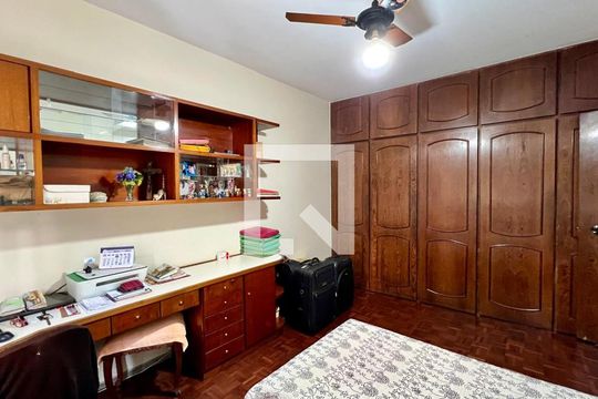 Quarto 1 de apartamento à venda com 4 quartos, 160m² em Santa Efigênia, Belo Horizonte