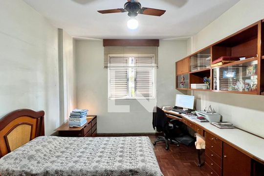 Quarto 1 de apartamento à venda com 4 quartos, 160m² em Santa Efigênia, Belo Horizonte