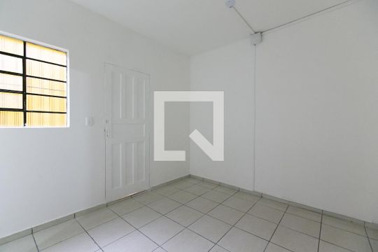 Quarto de casa para alugar com 1 quarto, 70m² em Vila Norma, São Paulo