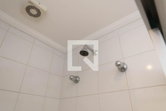 Banheiro Social de apartamento para alugar com 2 quartos, 63m² em Brooklin Novo, São Paulo