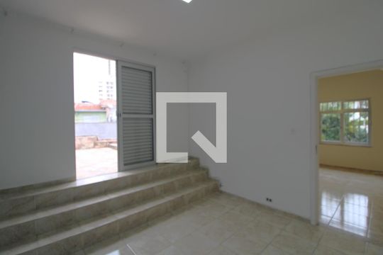 Sala 2 de casa para alugar com 2 quartos, 300m² em Vila Anhanguera, São Paulo