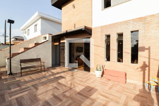 Varanda de casa à venda com 3 quartos, 215m² em Água Fria, São Paulo