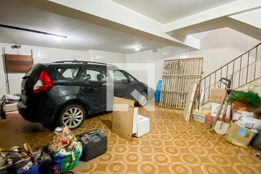 Garagem de casa à venda com 4 quartos, 174m² em Centro, Santo André