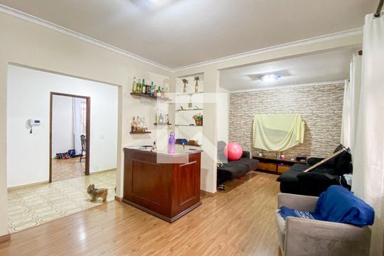 Casa à venda com 4 quartos, 174m² em Centro, Santo André