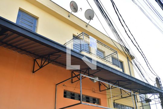 Placa de casa para alugar com 3 quartos, 90m² em Jardim Quarto Centenário, Campinas