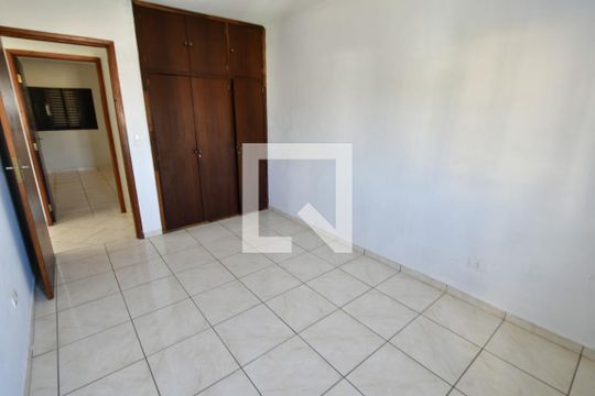 Quarto 2 de casa para alugar com 3 quartos, 90m² em Jardim Quarto Centenário, Campinas