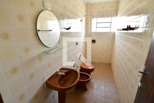 Banheiro de casa para alugar com 3 quartos, 90m² em Jardim Quarto Centenário, Campinas