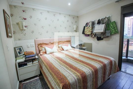 Quarto de apartamento à venda com 3 quartos, 151m² em Vila Regente Feijó, São Paulo