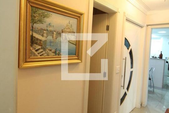 Corredor de apartamento à venda com 3 quartos, 151m² em Vila Regente Feijó, São Paulo