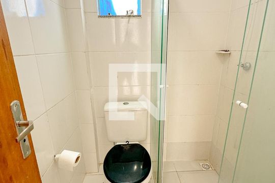Banheiro de apartamento para alugar com 2 quartos, 55m² em Ingleses do Rio Vermelho, Florianópolis