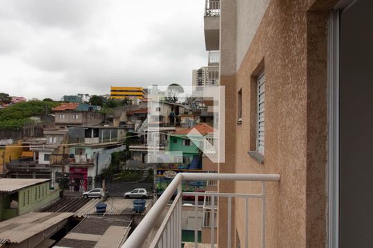 Sacada de apartamento à venda com 2 quartos, 35m² em Vila Carmosina, São Paulo