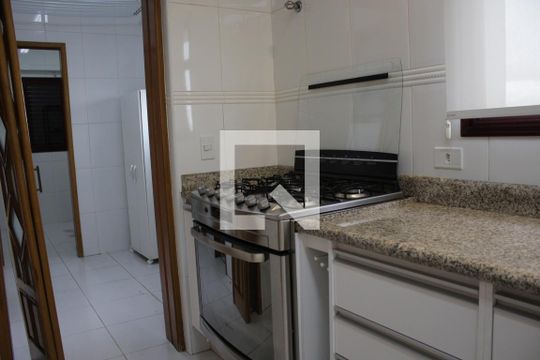 Cozinha de apartamento para alugar com 2 quartos, 110m² em Mooca, São Paulo