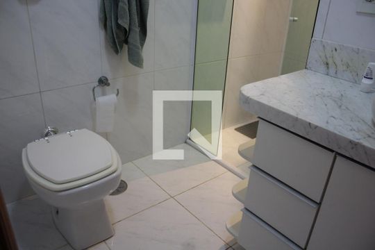 Banheiro da Suíte de apartamento à venda com 2 quartos, 110m² em Mooca, São Paulo