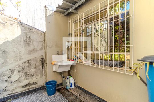 Área de Serviço de casa à venda com 7 quartos, 400m² em Higienópolis, São Paulo