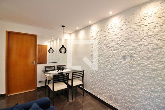 Sala  de apartamento para alugar com 2 quartos, 53m² em Vila Industrial, São Bernardo do Campo