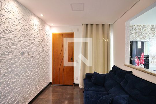 Sala  de apartamento para alugar com 2 quartos, 53m² em Vila Industrial, São Bernardo do Campo