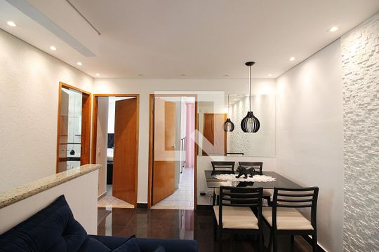 Sala  de apartamento para alugar com 2 quartos, 53m² em Vila Industrial, São Bernardo do Campo