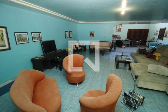 Sala de casa de condomínio à venda com 4 quartos, 1000m² em Vila Cauhy (Núcleo Bandeirante), Brasília