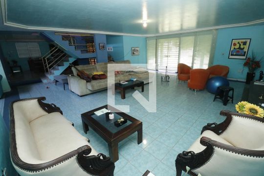 Sala de casa de condomínio à venda com 4 quartos, 1000m² em Vila Cauhy (Núcleo Bandeirante), Brasília