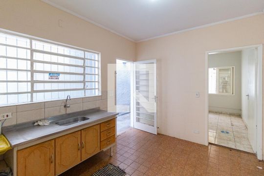 Cozinha de casa à venda com 3 quartos, 130m² em Vila Osasco, Osasco
