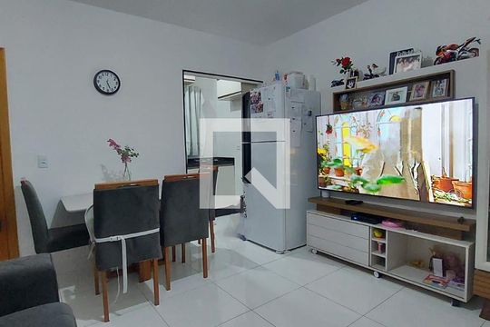 Sala de apartamento à venda com 2 quartos, 52m² em Jardim Utinga, Santo André