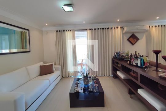 Sala de Estar de apartamento à venda com 3 quartos, 130m² em Parque Prado, Campinas