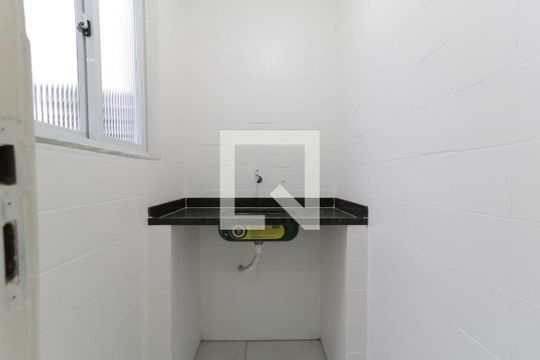 Cozinha de apartamento para alugar com 1 quarto, 40m² em Pilares, Rio de Janeiro