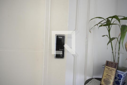 Fechadura Digital de casa à venda com 4 quartos, 302m² em Jardim da Gloria, São Paulo