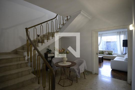 Hall de casa à venda com 4 quartos, 302m² em Jardim da Gloria, São Paulo